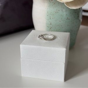 Pandora Tiara Wishbone Ring - Sterling Silver